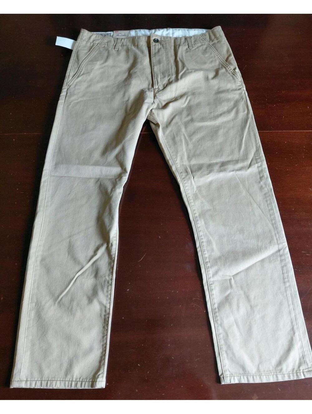 NWT Levis Mens Chino 36x30 Beige Below Waist Slight Taper Khaki